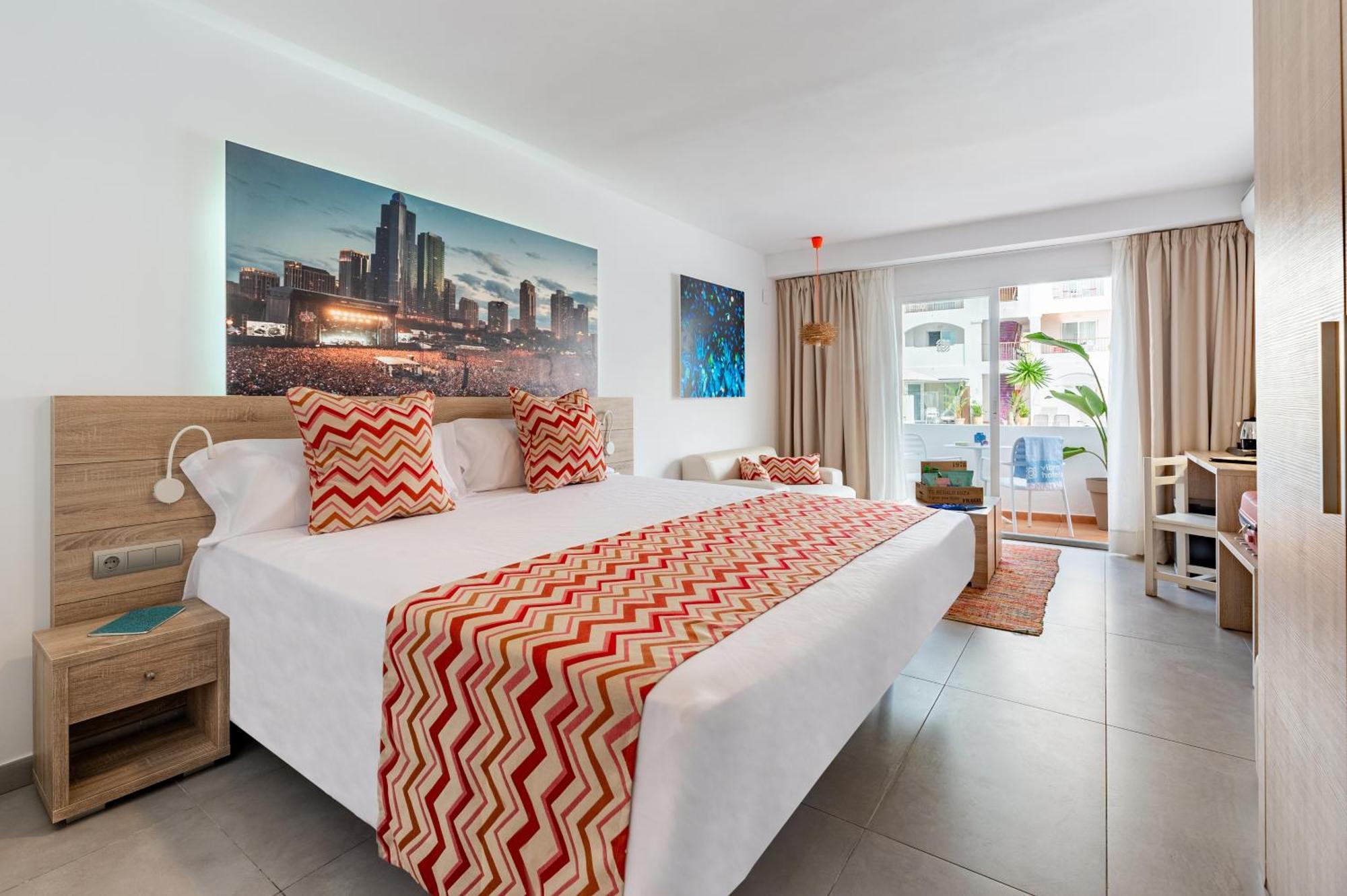 Hotel Vibra Bossa Flow - Adults Only Playa d'en Bossa Zewnętrze zdjęcie