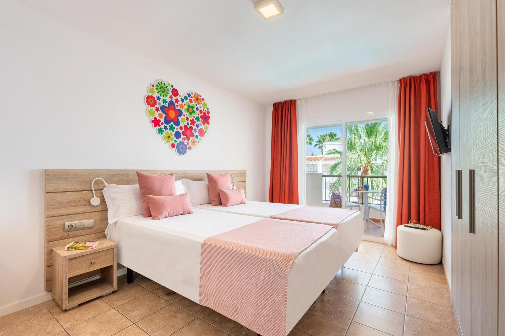Hotel Vibra Bossa Flow - Adults Only Playa d'en Bossa Zewnętrze zdjęcie