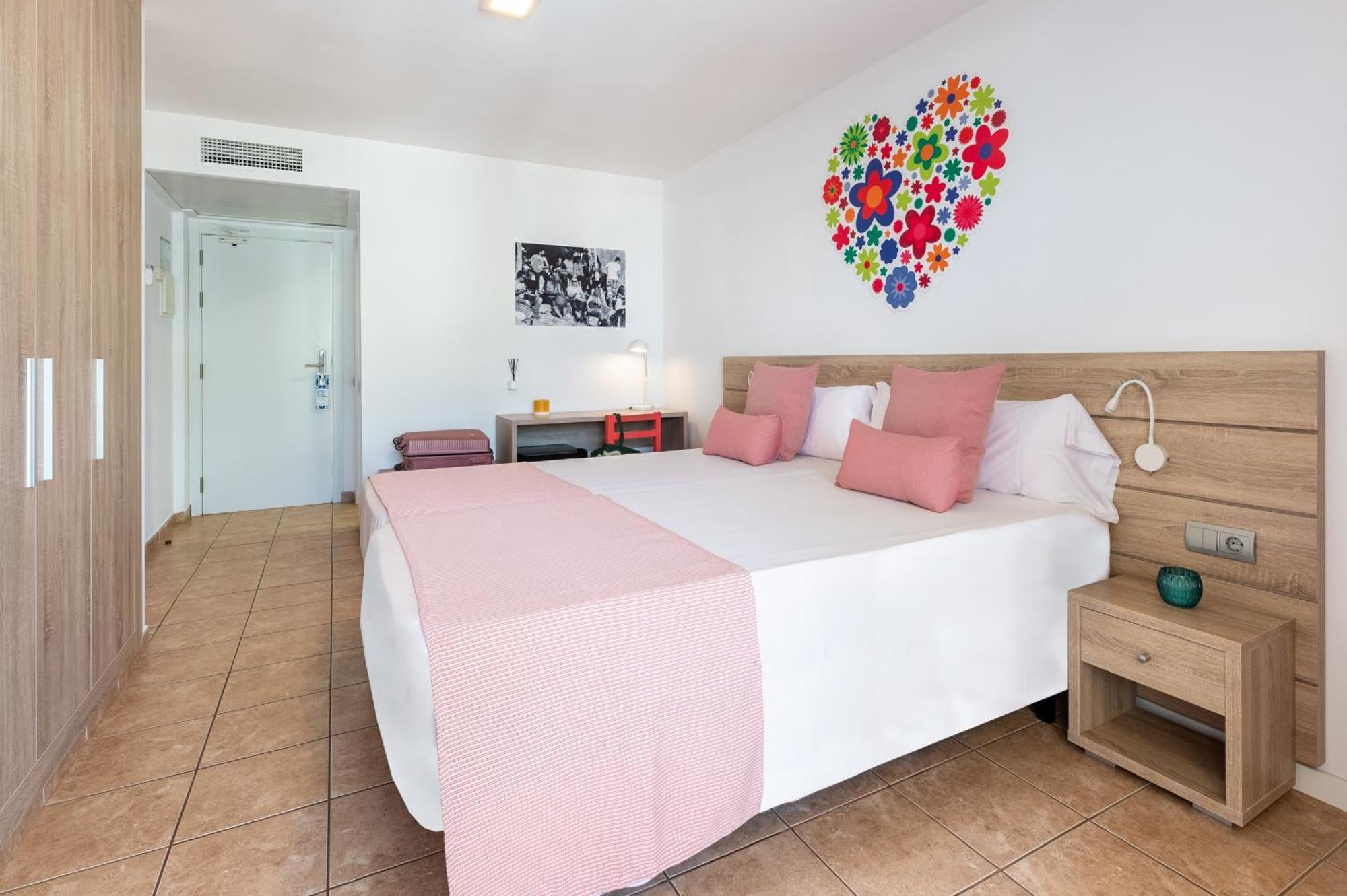 Hotel Vibra Bossa Flow - Adults Only Playa d'en Bossa Zewnętrze zdjęcie
