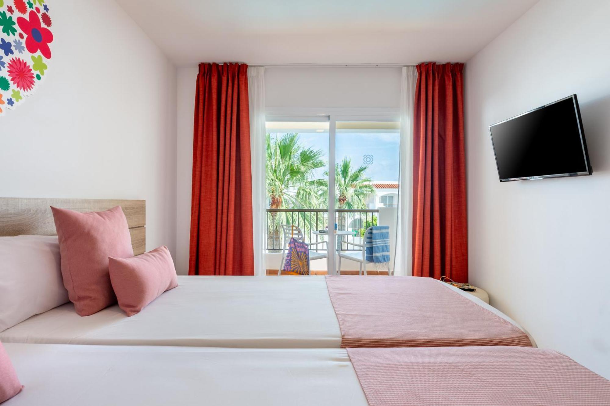 Hotel Vibra Bossa Flow - Adults Only Playa d'en Bossa Zewnętrze zdjęcie